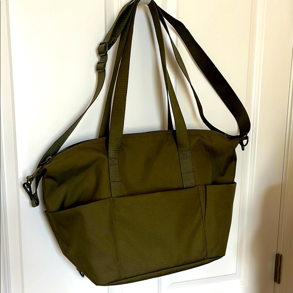 Everlane ReNew Transit 3-Way Tote - Olive Green